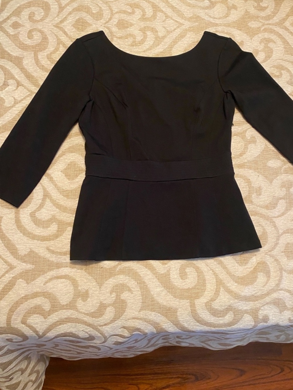 White House Black Market Black Peplum Knit Top Button Back Size 0 - Picture 9 of 11